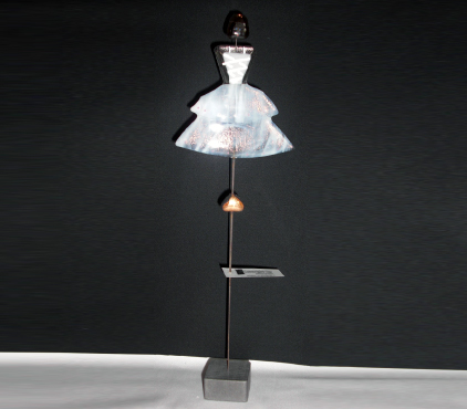 Glassfigur brud (tilhører feier med stett)